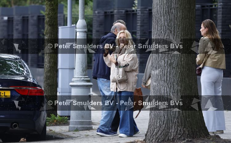 Amsterdam 18 augustus 2026
Tatjana haar vriend Lex v Hessen en haar moeder gaan met 2 makelaars een appartement bekijken in complex Valerius in Amsterdam zuid 
