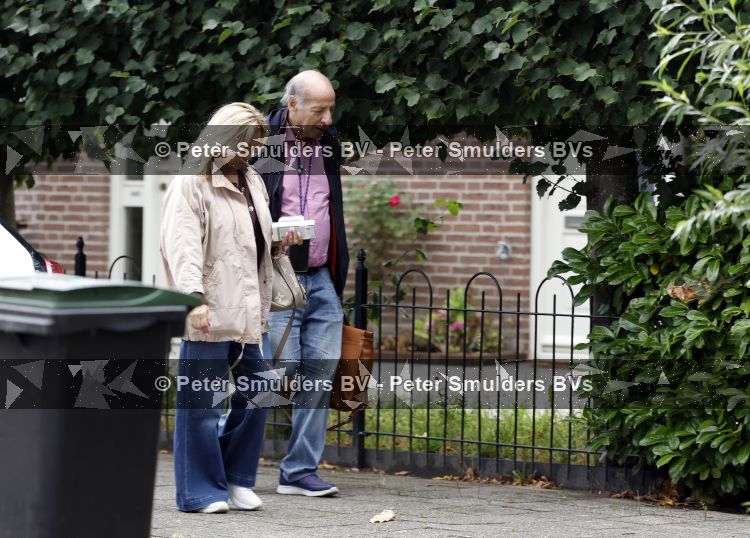 Ouderkerk 18 augustus 2026
Tatjana en Lex v Hessen bij een huis in Ouderkerk aan de Amstel.