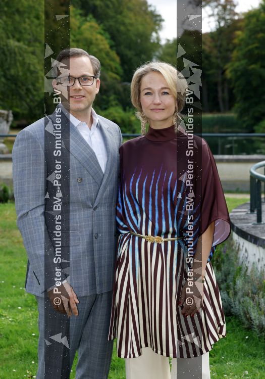 Santpoort 17 augustus 2026
Presentatie Videoland serie Maxima met de cast Natali Anna Ruben Brinkman Rosa v Leeuwen Fiene Mooij Charlotte Kampinga Teun Luijck Carolien Spoor en Sophie v Winden op landgoed Duin & Kruidberg