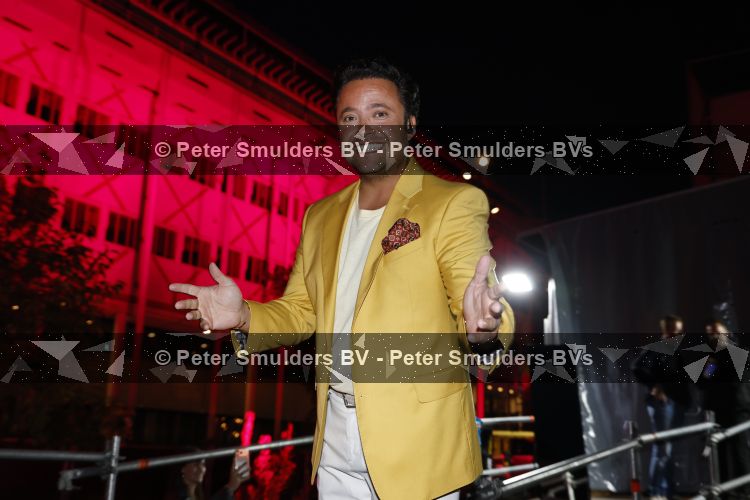 Apeldoorn 28 augustus 2026
Timothy van B&B vol liefde zijn eerste optreden als zanger bij Apeldoorn Live . Ook Tino Martin en Gerard Joling treden op .