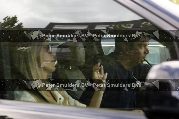 Vinkeveen Amsterdam 22 augustus 2026
Yves Berendse brengt zijn vriendin Amy naar Amsterdam 