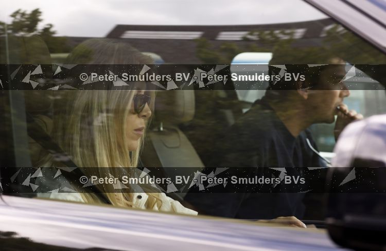 Vinkeveen Amsterdam 22 augustus 2026
Yves Berendse brengt zijn vriendin Amy naar Amsterdam 