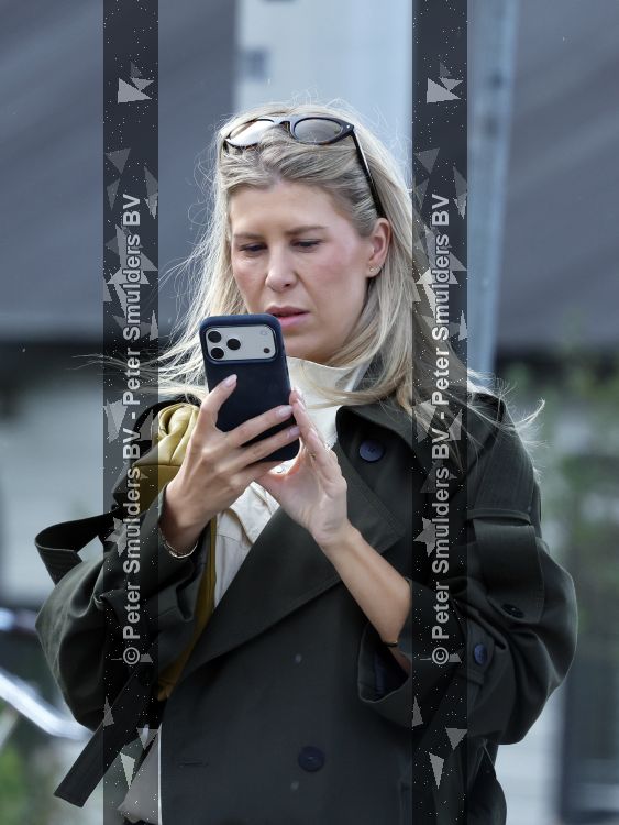 Vinkeveen Amsterdam 22 augustus 2026
Yves Berendse brengt zijn vriendin Amy naar Amsterdam 