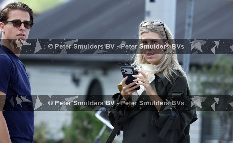 Vinkeveen Amsterdam 22 augustus 2026
Yves Berendse brengt zijn vriendin Amy naar Amsterdam 
