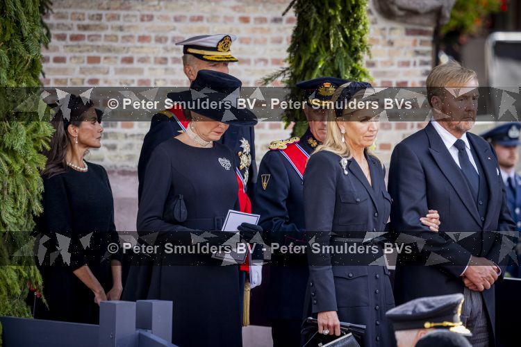 Oslo 9 september 2026
Begrafenis koning Harald in Oslo . Aanwezig KOning Willem Alexander Koningin Maxima Prinses Beatrix en Prinses Amalia 