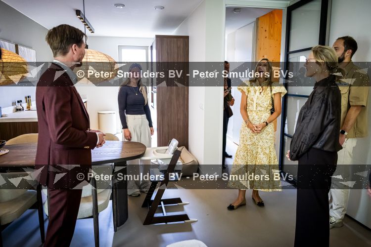 Hengelo 3 september 2026
Koningin Maxima helpt mee met het telen van vezelhennep tijdens een bezoek aan de Achterhoek in het kader van Biobased bouwen. 