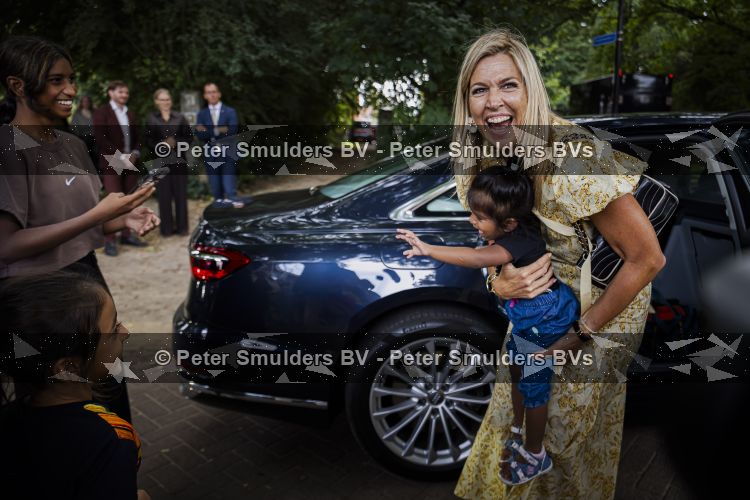 Hengelo 3 september 2026
Koningin Maxima helpt mee met het telen van vezelhennep tijdens een bezoek aan de Achterhoek in het kader van Biobased bouwen. 