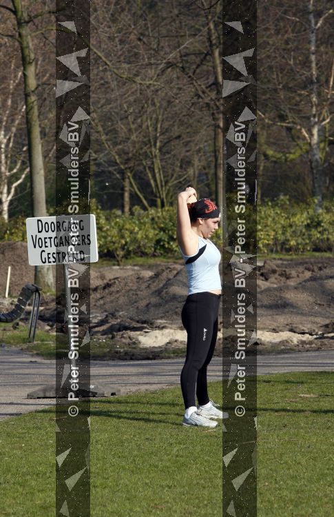 Amsterdam 28 maart 2007
Hind aan het hardlopen in het park.