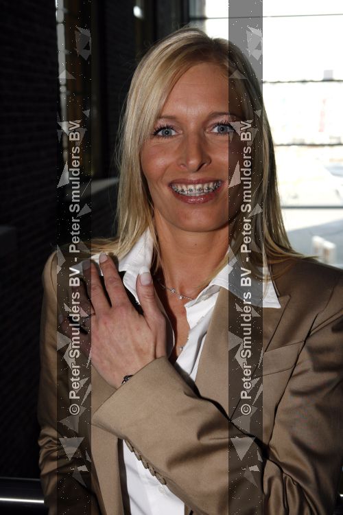 Breda 26 maart 2007
Frans Bauer  kondigt tijdens persconferentie  in Holland casino aan dat hij met Mariska gaat trouwen in 2008.