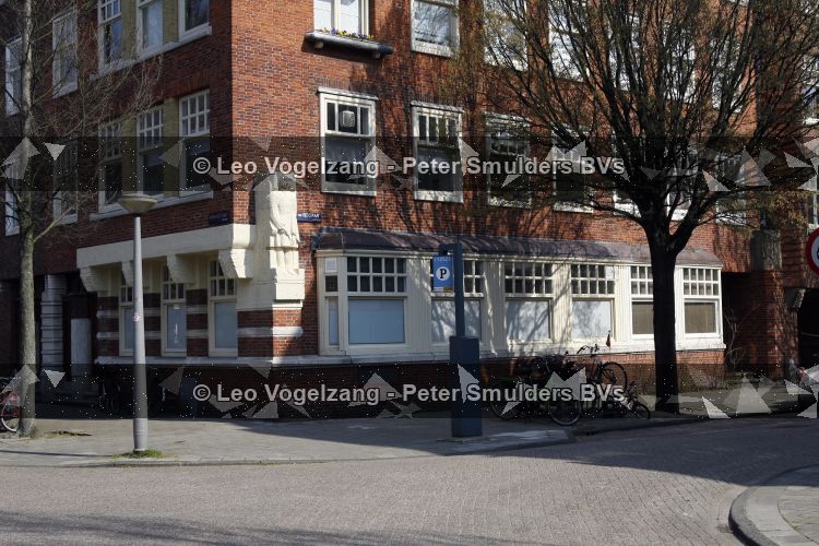 Amsterdam 2 april 2007
Huis Mariska Hulscher te koop.