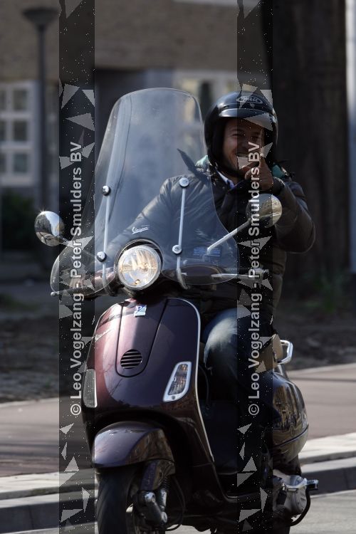 Amsterdam 26 maart 2007
Najib Amhali op vespa scooter.