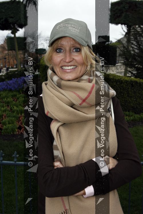 Paris 31 maart 207
Natasja Froger met haar zoons Didier en Maxim bij 15 jarig bestaan van Disneyland Parijs.