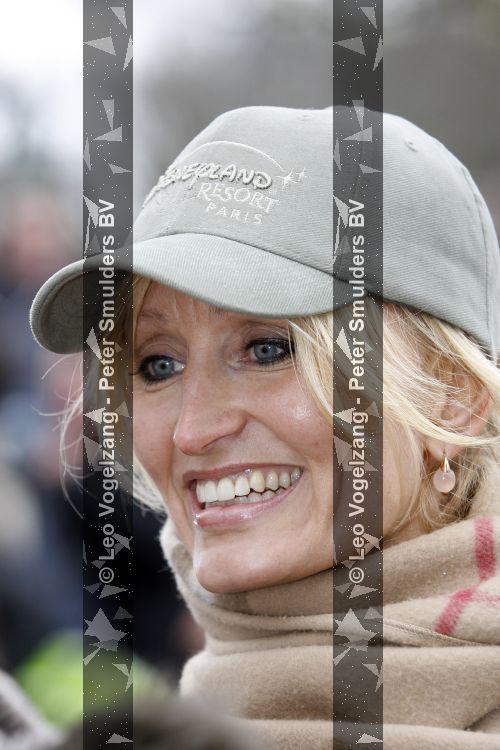 Paris 31 maart 207
Natasja Froger met haar zoons Didier en Maxim bij 15 jarig bestaan van Disneyland Parijs.