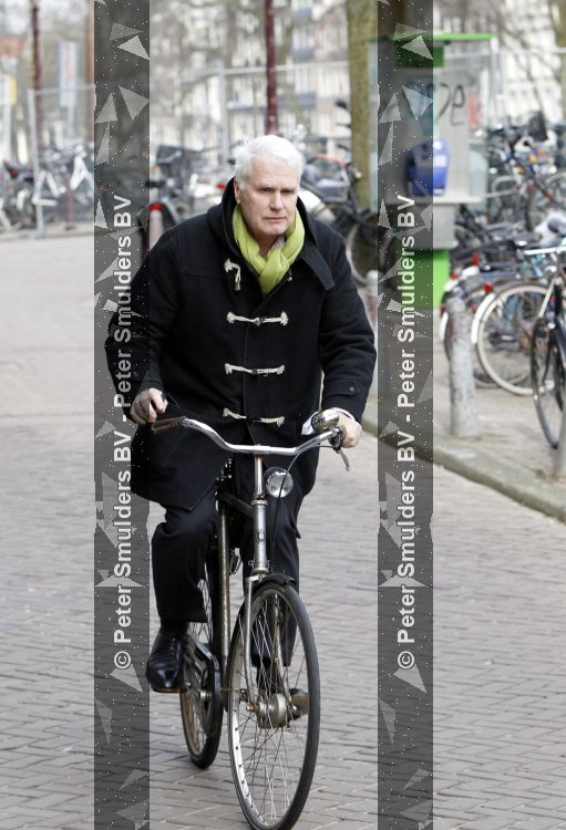 Amsterdam 17 maart 2010
Adriaan v Dis op de fiets .
Peter Smulders bv