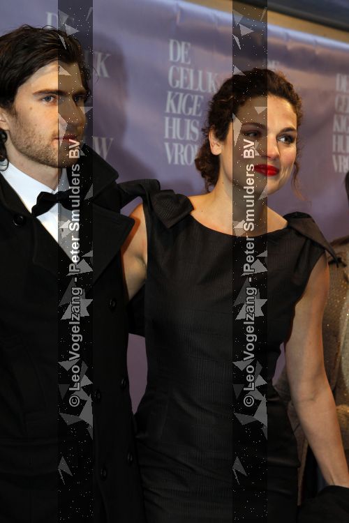 Amsterdam 12 april 2010
Premiere de gelukkige huisvrouw in Tuschinski. Anna Drijver met vriend
Peter Smulders bv