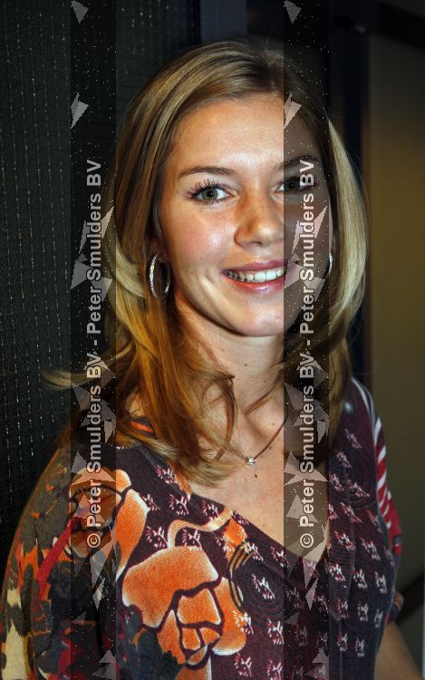 Amsterdam 10 maart 2010
Presentatie blad helden Frits en barbara barend bij gassan diamonds . Anouk hoogendijk
Peter Smulders bv