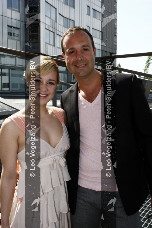 Amsterdam 25 mei 2009
Genomineerden van de Johnny Kraaijkamp musical awards. Anouk Maas en Paul Walthaus
Peter Smulders bv