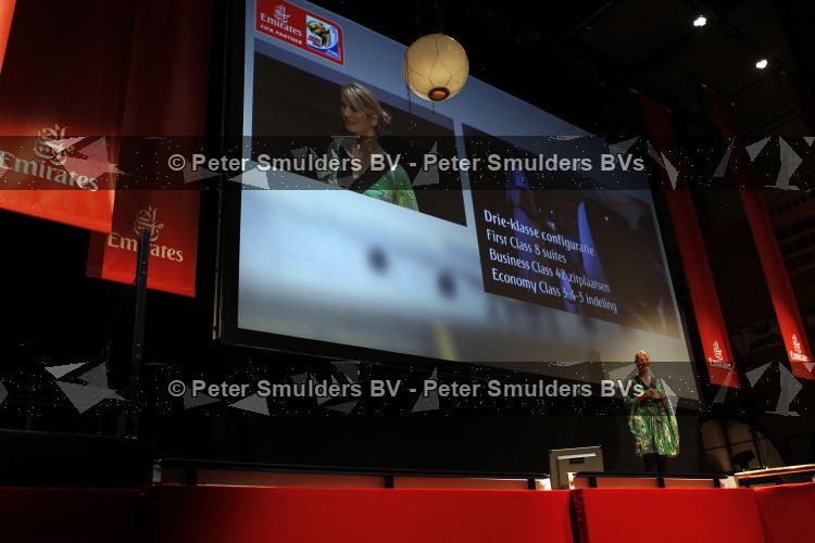 Amsterdam 17 maart 2010
Presentatie vliegmaatschappij EMirates in de beurs v Berlage. Anouk Smulders presenteert de avond
Peter Smulders bv