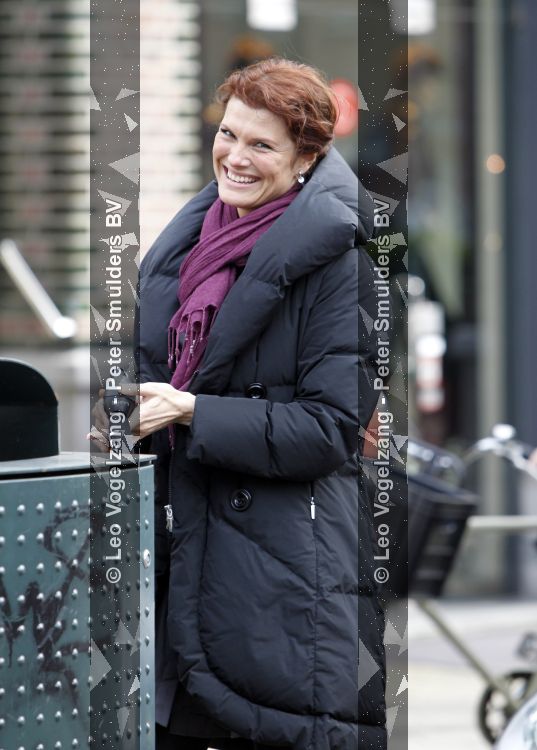 Amsterdam 14 maart 2010
Anouk v Nes op de cornelis schuytstraat
Peter Smulders bv