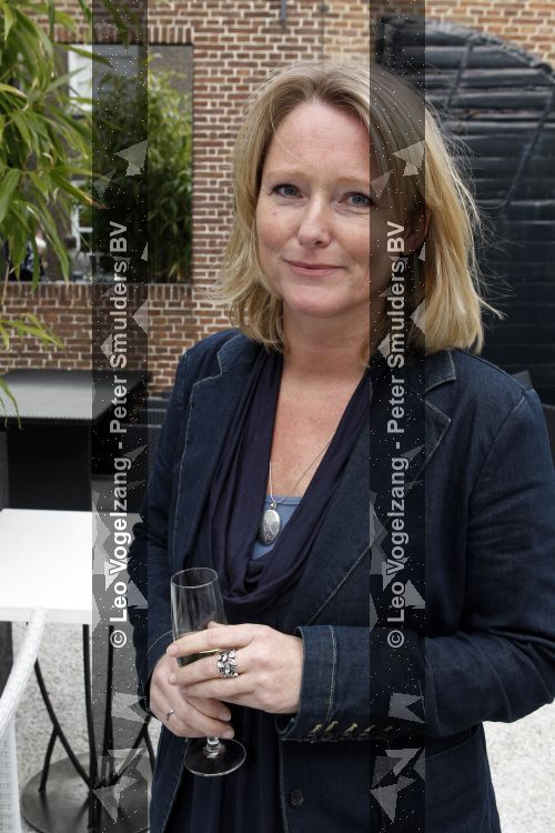 Naarden 18 maart 2010
Surprise feestje voor ivo niehe ivm 35 jaar werken voor de tros bij het arsenaal. Antoinette Hertsenberg
Peter Smulders bv