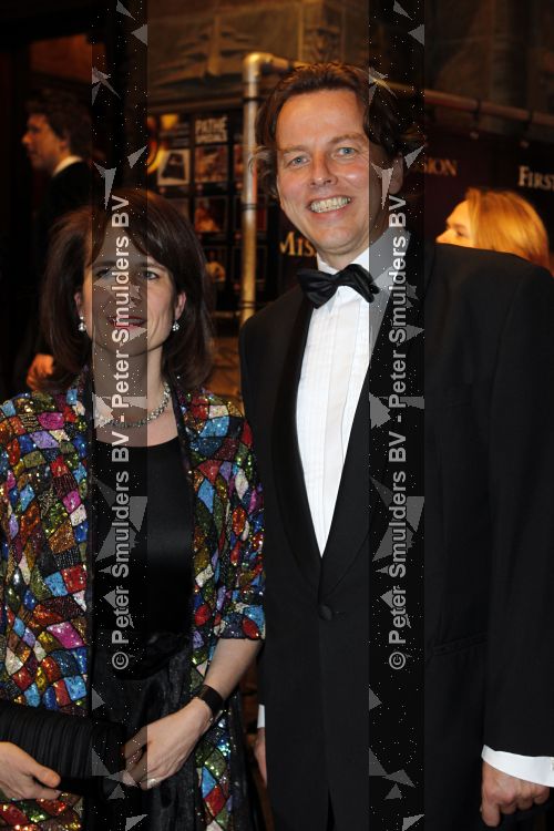 Amsterdam 24 maart 2010
Premiere first mission in Tuschinski. Bert Koenders met zijn vrouw
Peter Smulders bv