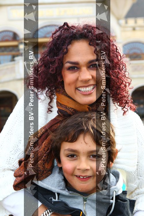 Kaatsheuvel 17 Maart 2010
Efteling, Sprookjesboomfeest met BN-ers
Chimene v Oosterhout met zoontje
Foto Peter Smulders BV