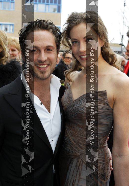 Scheveningen 11 april 2010
Premiere Mary Poppins in het circustheater. Christoph Haddad met vriendin
Peter Smulders bv