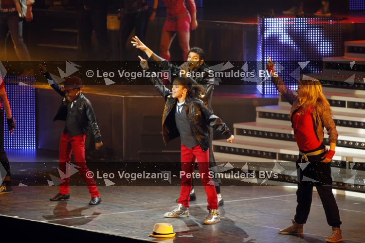 Amsterdam 26 maart 2010
Premiere Michael jackson in de heineken music hall.
Peter Smulders bv