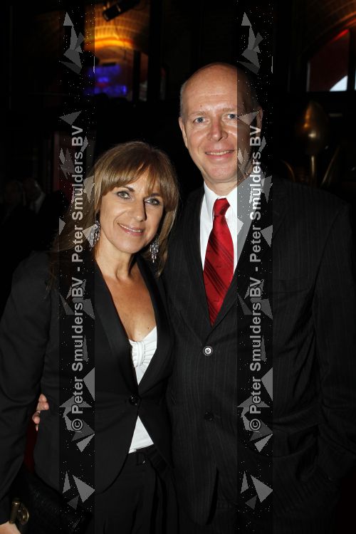 Amsterdam 17 maart 2010
Presentatie vliegmaatschappij EMirates in de beurs v Berlage. Cilly dartell met man
Peter Smulders bv