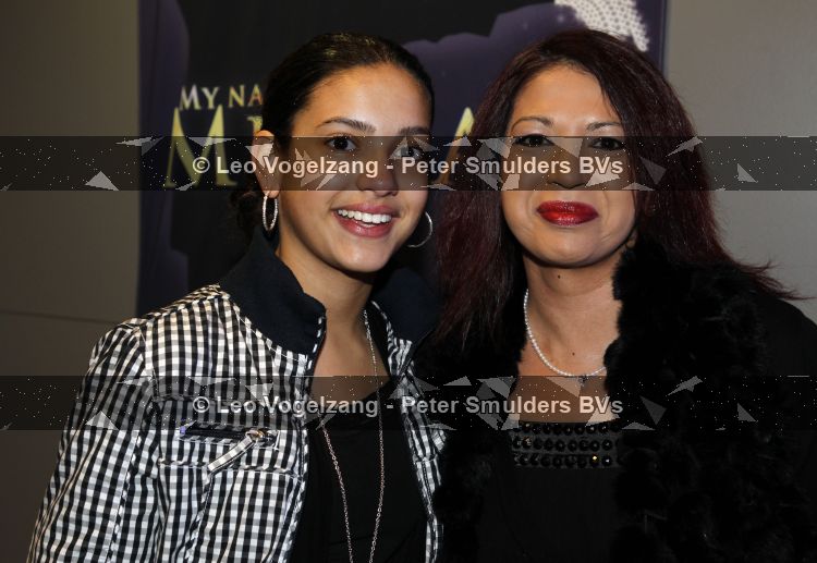 Amsterdam 26 maart 2010
Premiere Michael jackson in de heineken music hall. Gill en Rebecca Slee
Peter Smulders bv