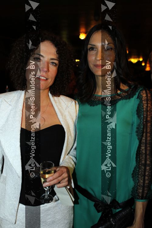 Amsterdam 12 april 2010
Premiere de gelukkige huisvrouw in Tuschinski. Famke Janssen en Antoinette Beumer
Peter Smulders bv