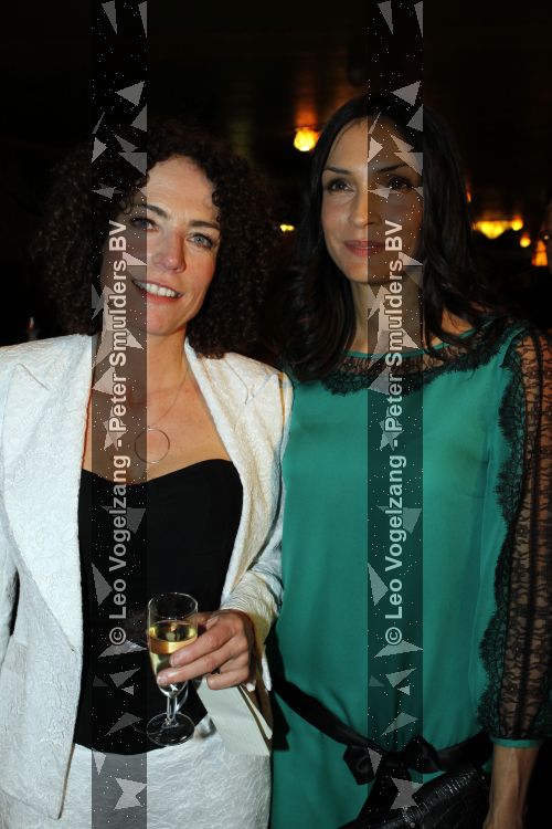 Amsterdam 12 april 2010
Premiere de gelukkige huisvrouw in Tuschinski. Famke Janssen en Antoinette Beumer
Peter Smulders bv