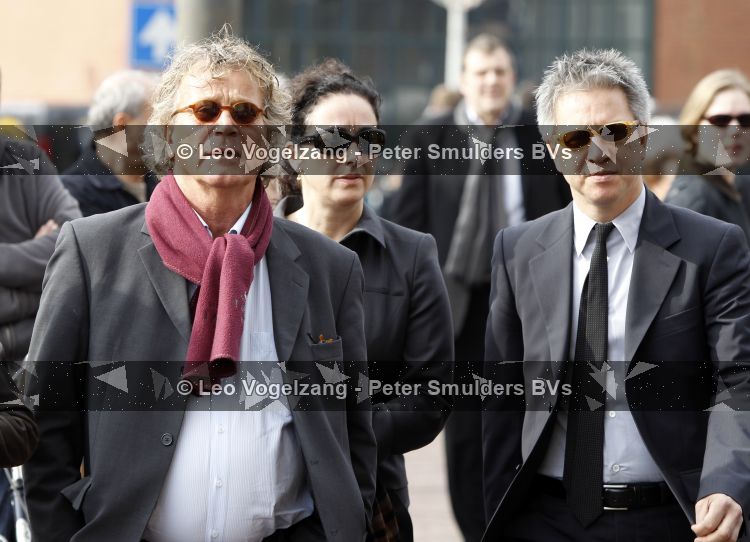 Amsterdam 18 maart 2010
Herdenkingsdienst Hans v Mierlo in Amsterdam. Femke Halsema met man
Peter Smulders bv