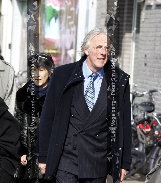 Amsterdam 18 maart 2010
Herdenkingsdienst Hans v Mierlo in Amsterdam. Freek de Jonge met zijn vrouw
Peter Smulders bv