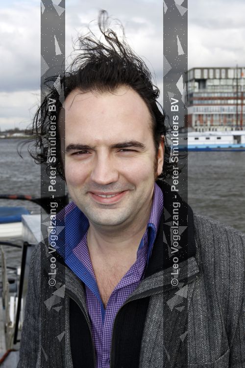 Amsterdam 31 maart 2010
Presentatie Wickie de Viking stemmencast op boot. Gerard Ekdom
Peter Smulders bv