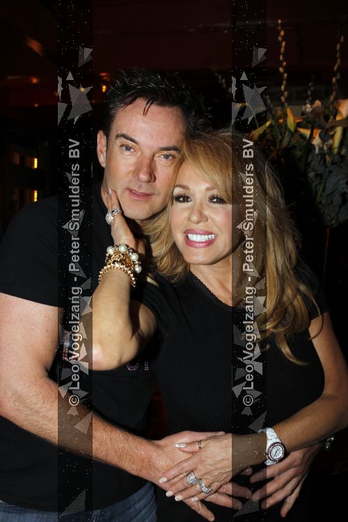Amsterdam 7 april 2010
Patricia Paay viert haar 62 e verjaardag bij cafe restaurant klein Kalfje.
Gerard Joling.
Peter Smulders bv