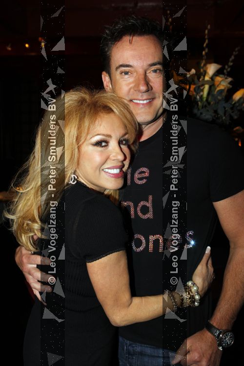 Amsterdam 7 april 2010
Patricia Paay viert haar 62 e verjaardag bij cafe restaurant klein Kalfje.
Gerard Joling.
Peter Smulders bv
