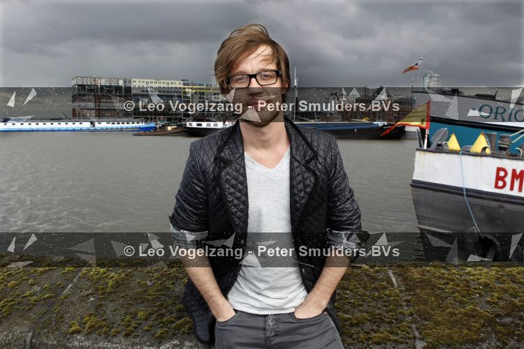 Amsterdam 31 maart 2010
Presentatie Wickie de Viking stemmencast op boot. Giel Beelen
Peter Smulders bv