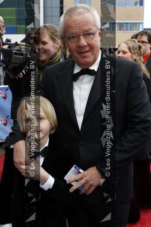 Scheveningen 11 april 2010
Premiere Mary Poppins in het circustheater. Guido Maas met zoon
Peter Smulders bv