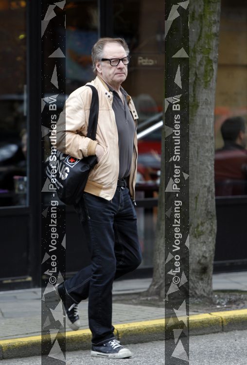 Amsterdam 29 maart 2010
Hans Dulfer doet boodschappen op de pc hooftstraat.
Peter Smulders bv