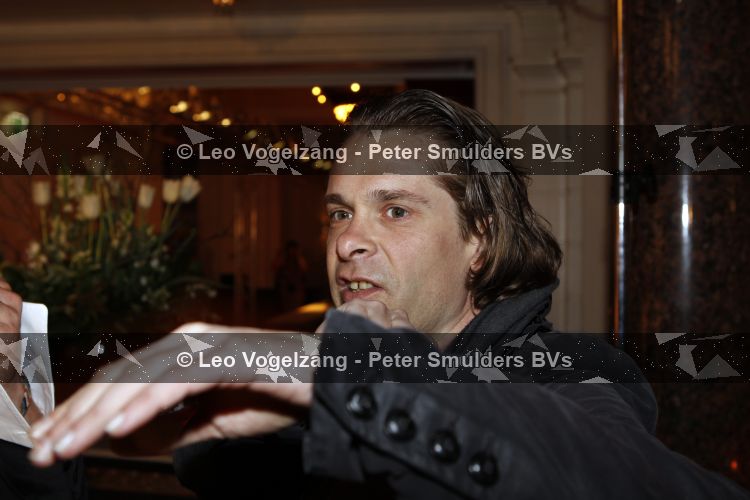 Amsterdam 27 maart 2010
Vampire feest in de schouwburg van Amsterdam. hans Teeuwen en Tygo Gernandt
Peter Smulders bv