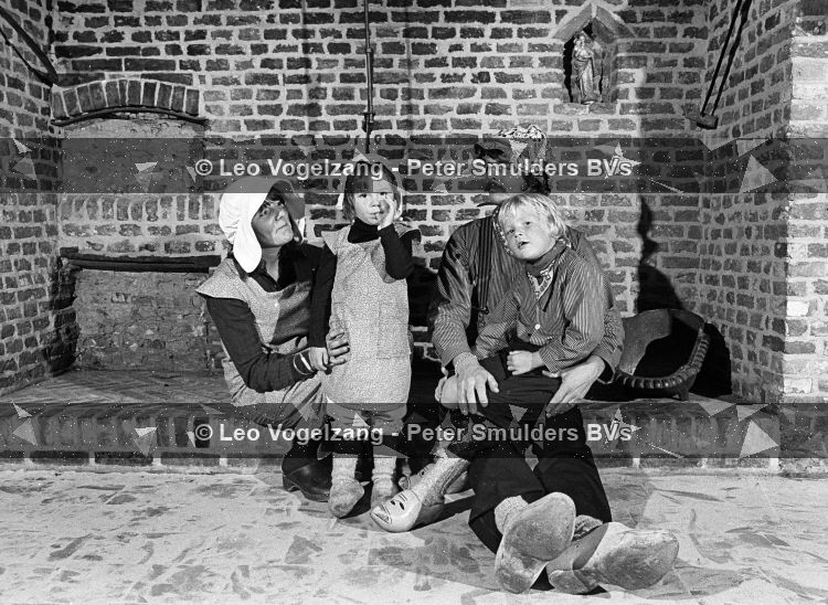 Dommelen, 13 Augustus 1977
Zomerfeesten in Dommelen t.g.v. opening Boerderij en De Watermolen
Foto Peter Smulders