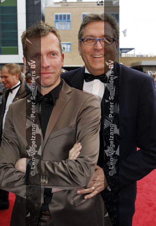 Scheveningen 11 april 2010
Premiere Mary Poppins in het circustheater. Henk Krol  met partner
Peter Smulders bv