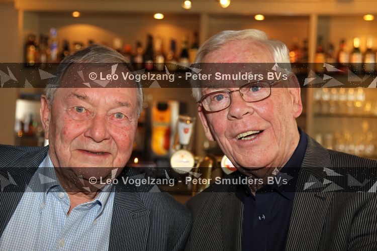 Oud Loosdrecht, 11 Maart 2010
Receptie t.g.v. 50 jaar artiest zijn van Anneke Gronloh
Herman Stok met partner
Foto Peter Smulders BV