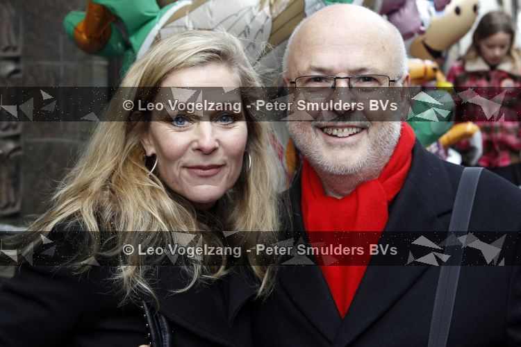 Amsterdam 14 maart 2010
Prtemiere nanny Mc Fee in tuschinski. Hilde de Mildt met man
Peter Smulders bv