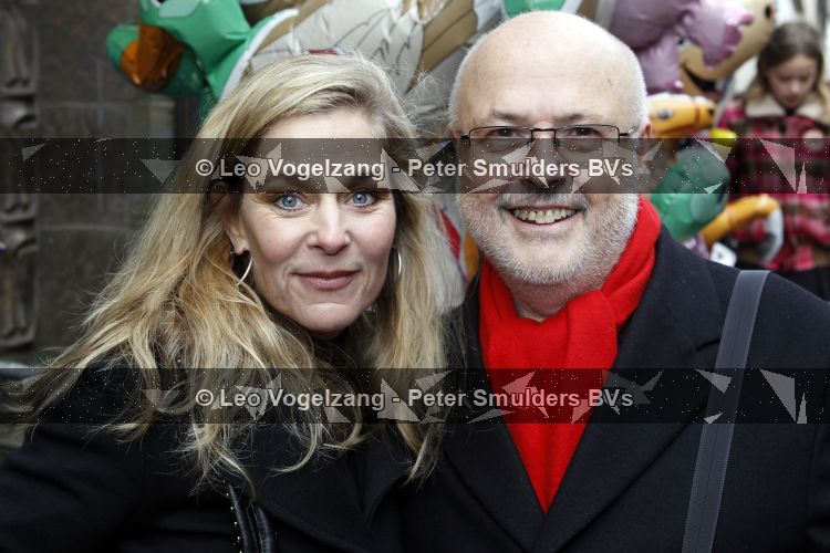Amsterdam 14 maart 2010
Prtemiere nanny Mc Fee in tuschinski. Hilde de Mildt met man
Peter Smulders bv