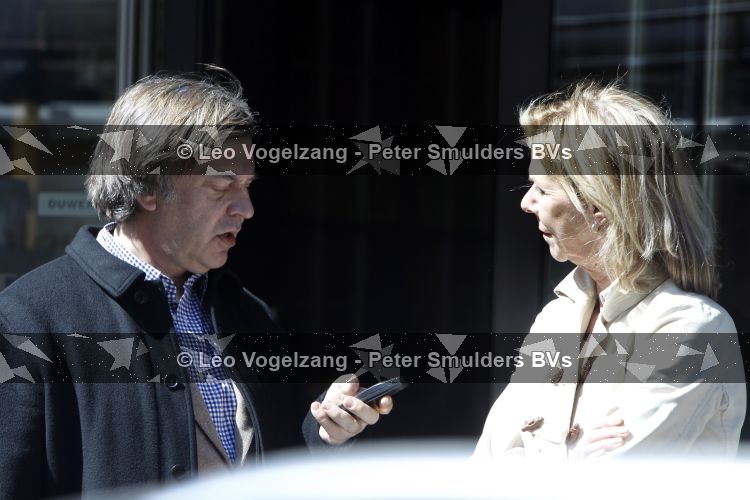 Amsterdam 15 april 2010
Jan Dirk Paarlberg aan het winkelen met zijn vrouw op de pc hooftstraat.
Peter Smulders bv