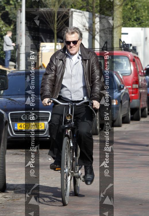 Amsterdam 23 maart 2010
Jeroen Krabbe op de fiets.
Peter Smulders bv