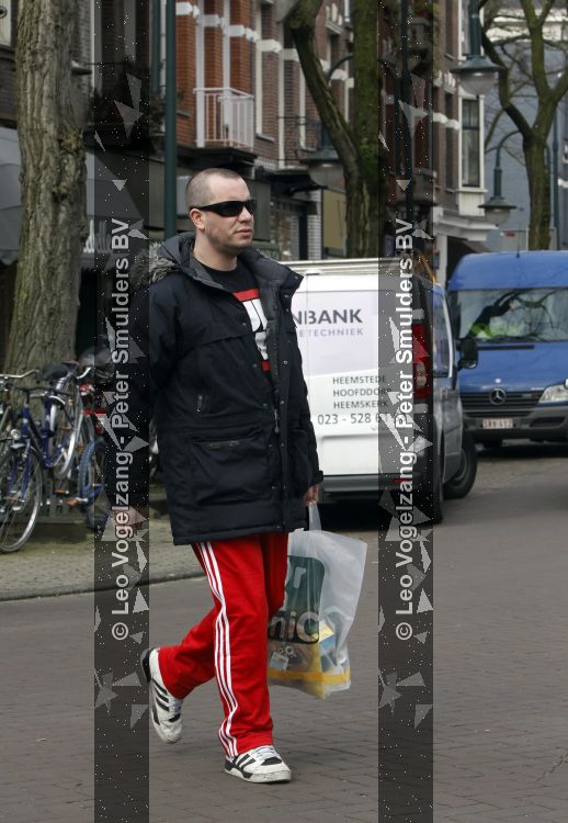 Amsterdam 16 maart 2010
Jeroen v Koningsbrugge op straat in trainingsbroek.
Peter Smulders bv