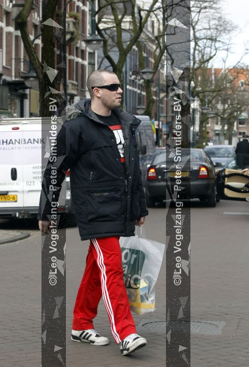 Amsterdam 16 maart 2010
Jeroen v Koningsbrugge op straat in trainingsbroek.
Peter Smulders bv